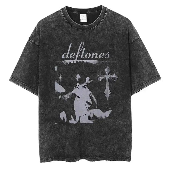 Camiseta masculina Deftones, estilo Y2K, manga curta, gola redonda e visual lavado.